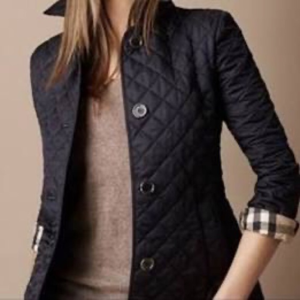 Burberry Jackets & Coats Burberry classic navy quilted  jacket women XS